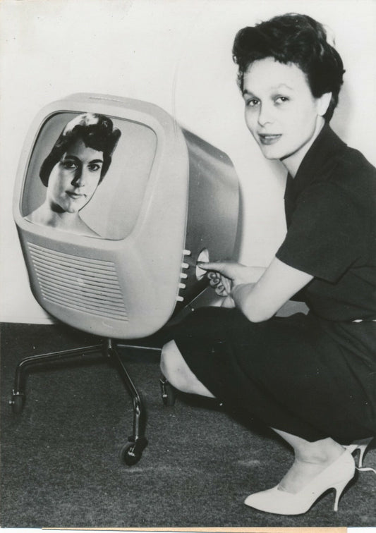 Hans Gugelot Müller-Kühn télévision télé moderne photo photographie design