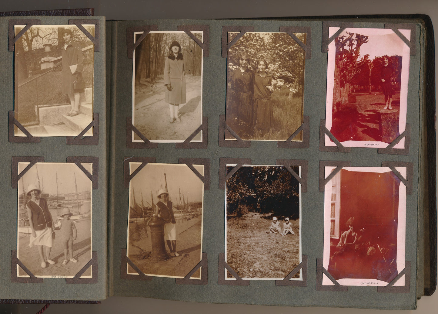 Bel album photo une jeune fille vers 1920 plus de 150 photographies "entre filles"