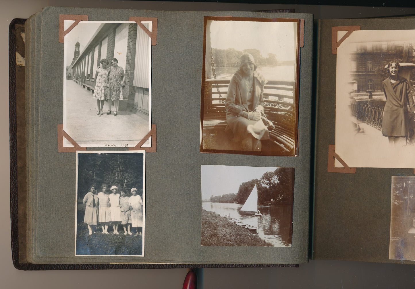 Bel album photo une jeune fille vers 1920 plus de 150 photographies "entre filles"