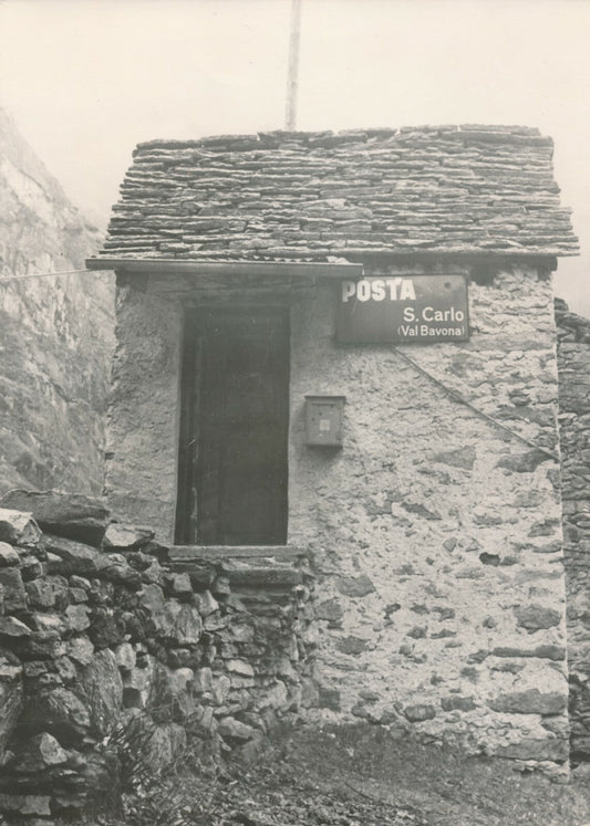 Le plus petit bureau poste Europe San Carlo Bavona Suisse photo photographie TOL