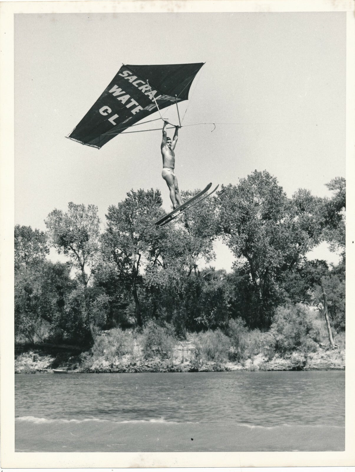 Sacramento water ski club photo photographie nautique voltige Etats-Unis vintage