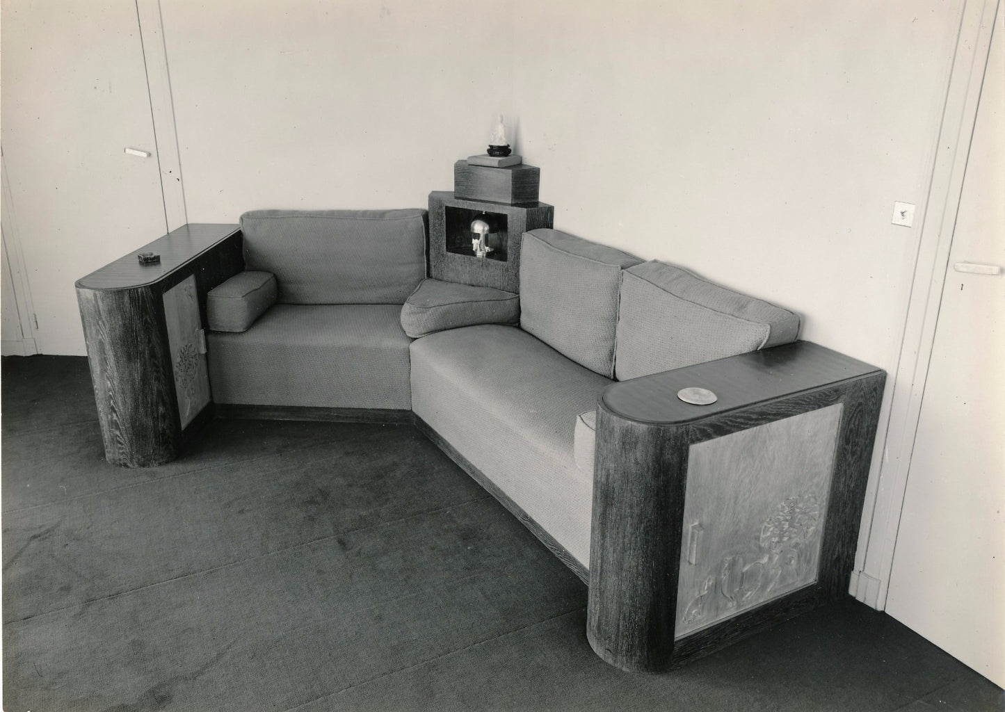 Photographie Intérieur Art déco au canapé tirage argentique époque G. Martin