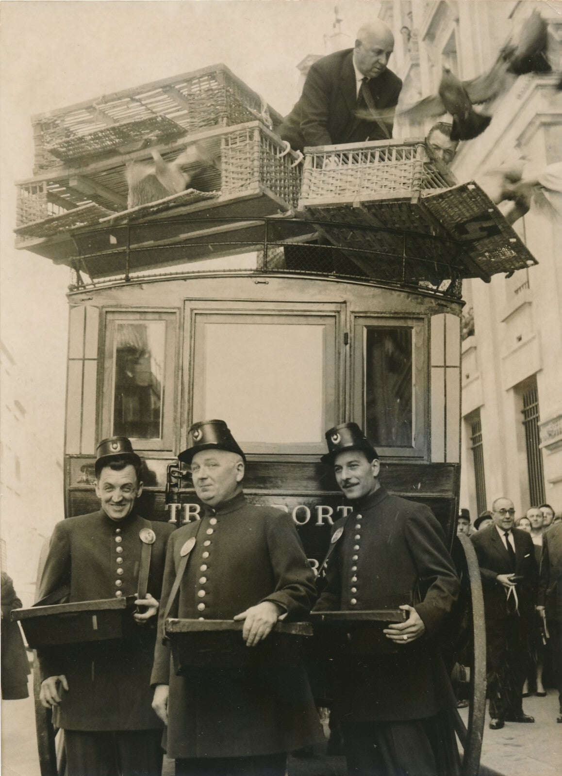 2 photographies  Poste photo photographie