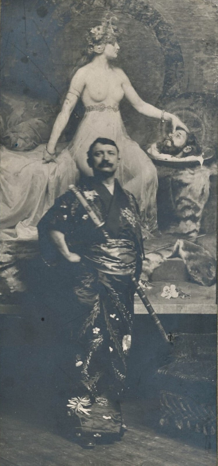 Pierre BONNAUD peintre photo photographie époque Lyon Japon costume