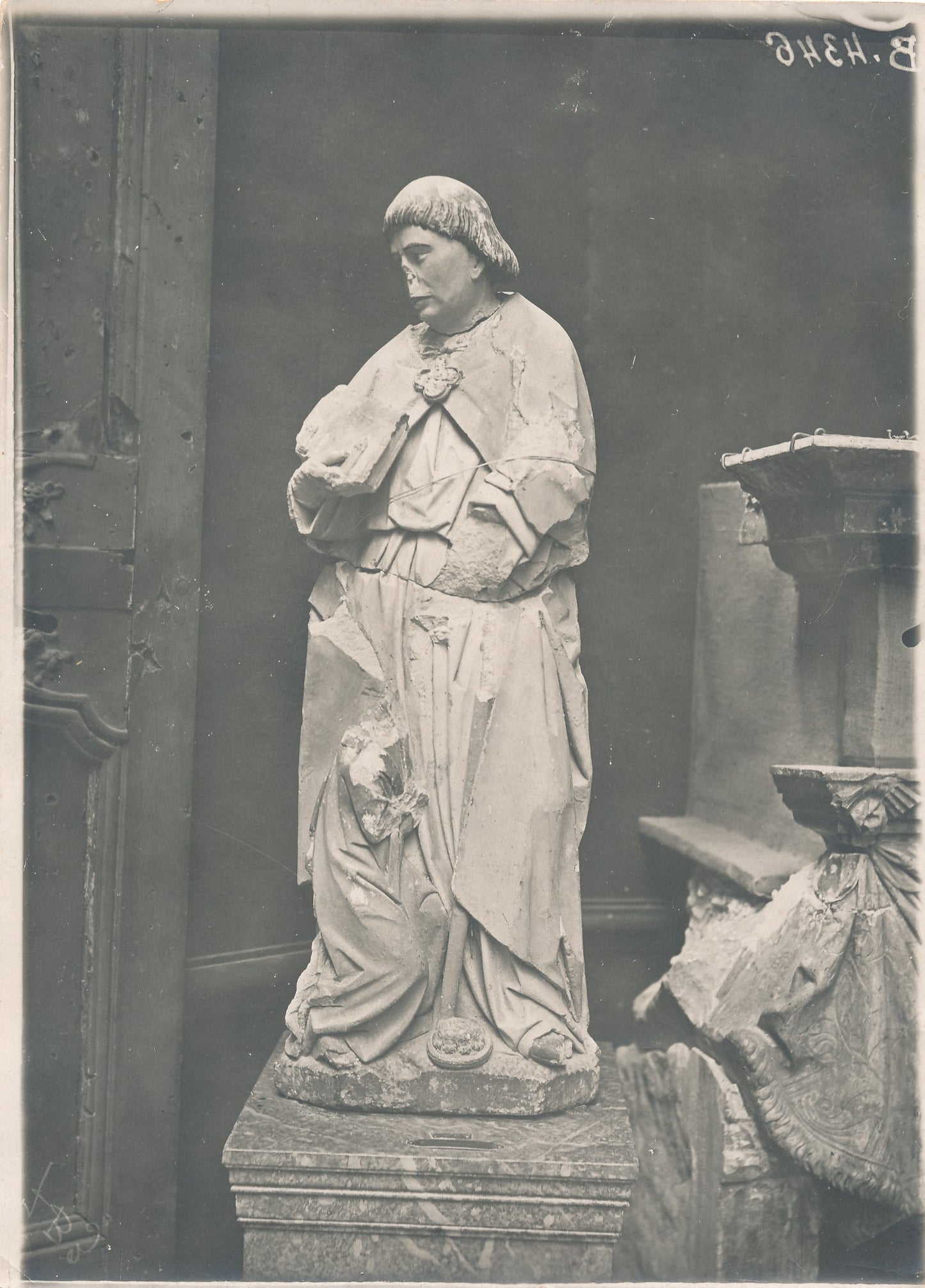 musée atrocités allemandes 1916 exposition Petit Palais 1916 sculpture photo